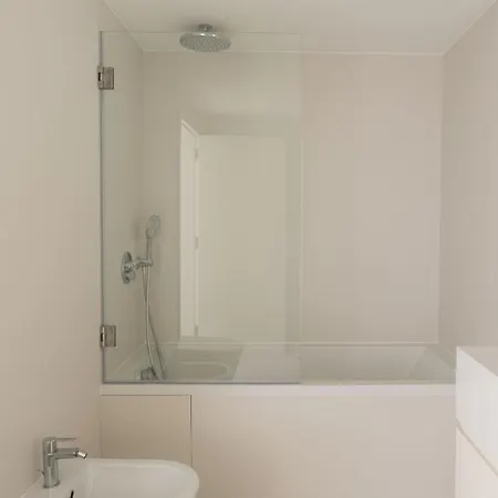 My Is Yours Apartmán