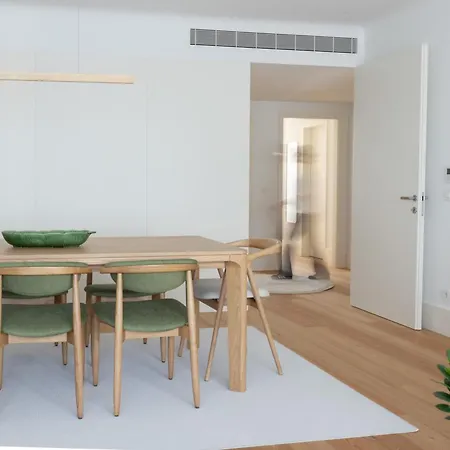 My Is Yours Apartment Porto