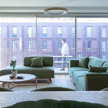 My Is Yours * Πόρτο